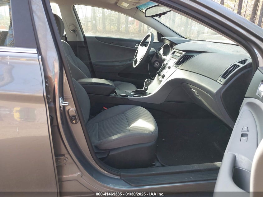 2012 HYUNDAI SONATA VIN: 5NPEB4AC2CH343027