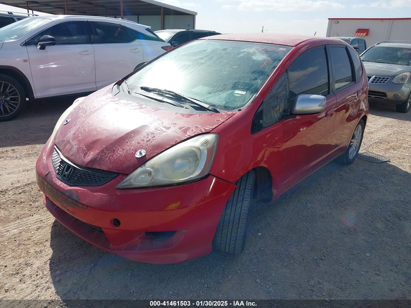 2011 HONDA FIT VIN: JHMGE8H6XBS002478