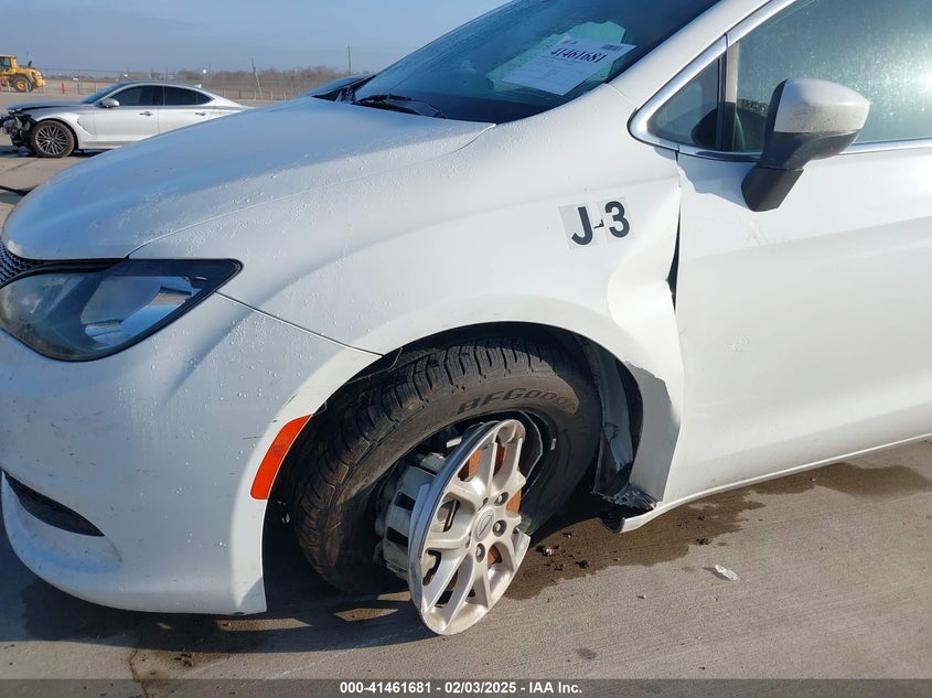 2022 CHRYSLER VOYAGER LX - 2C4RC1CG0NR104773