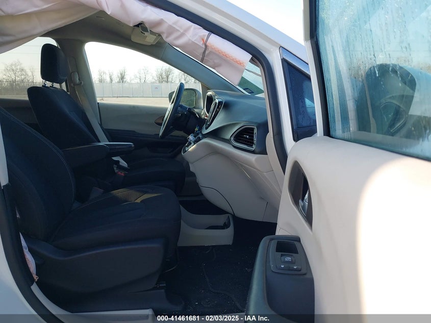 2022 CHRYSLER VOYAGER LX - 2C4RC1CG0NR104773