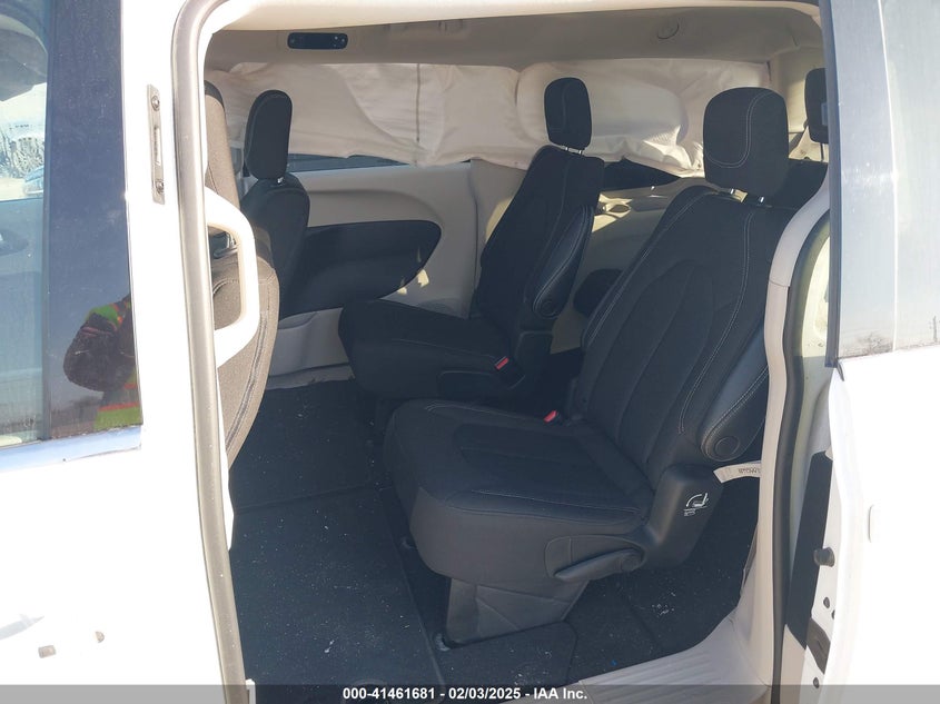 2022 CHRYSLER VOYAGER LX - 2C4RC1CG0NR104773