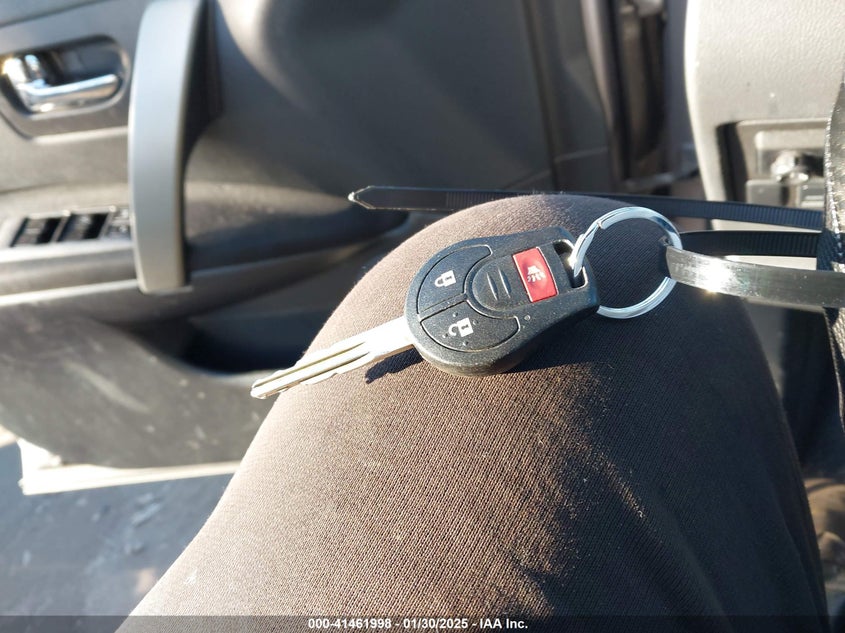 2013 NISSAN ROGUE S - JN8AS5MV0DW612823