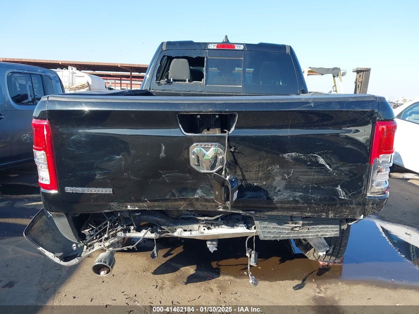 2022 RAM 1500 VIN: 1C6RREBT1NN125608