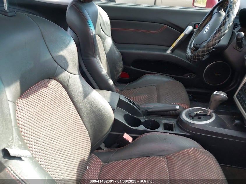 2006 HYUNDAI TIBURON VIN: KMHHN65FX6U205665