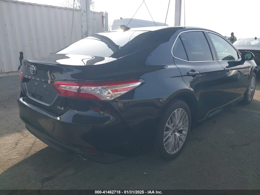 2018 TOYOTA CAMRY VIN: 4T1BZ1HK2JU012425