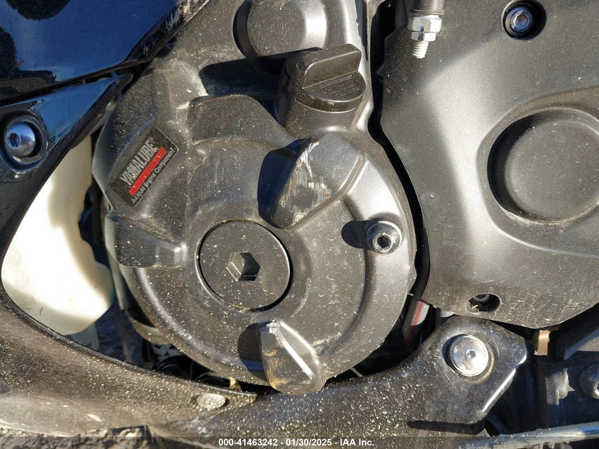 VIN JYARM38E7NA004136 2022 YAMAHA YZFR7