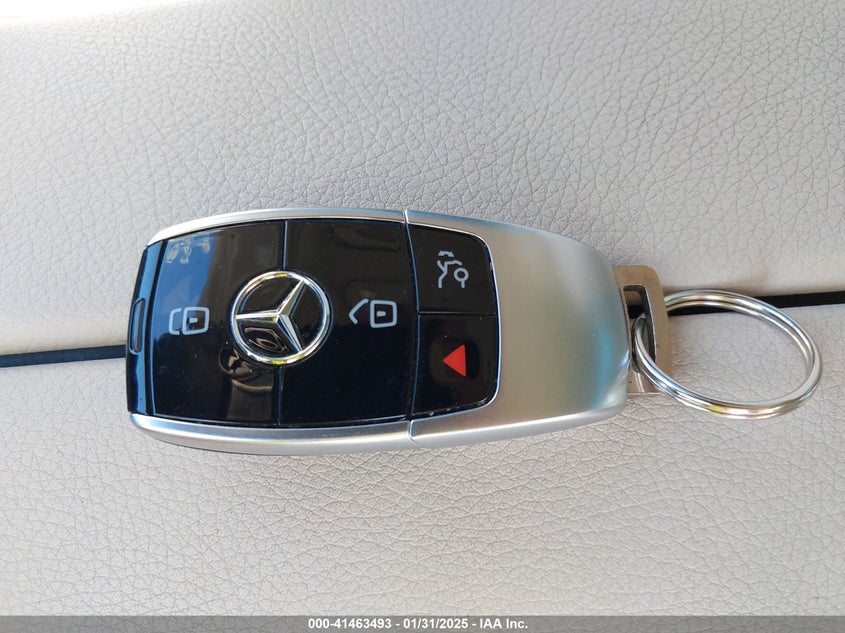 2017 MERCEDES-BENZ E 300 - WDDZF4JB6HA105098