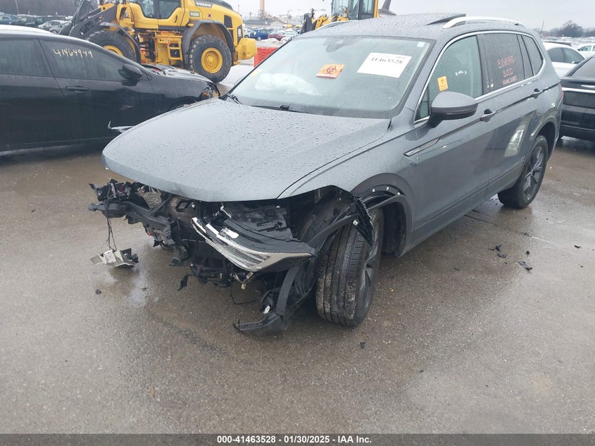 2022 VOLKSWAGEN TIGUAN VIN: 3VV3B7AX3NM036590