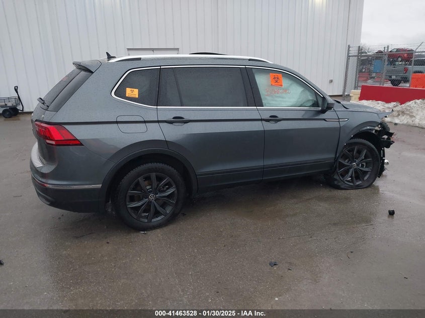 2022 VOLKSWAGEN TIGUAN VIN: 3VV3B7AX3NM036590