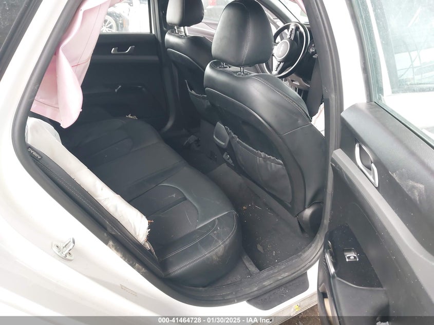 2022 KIA K5 VIN: 5XXG64J26NG144453