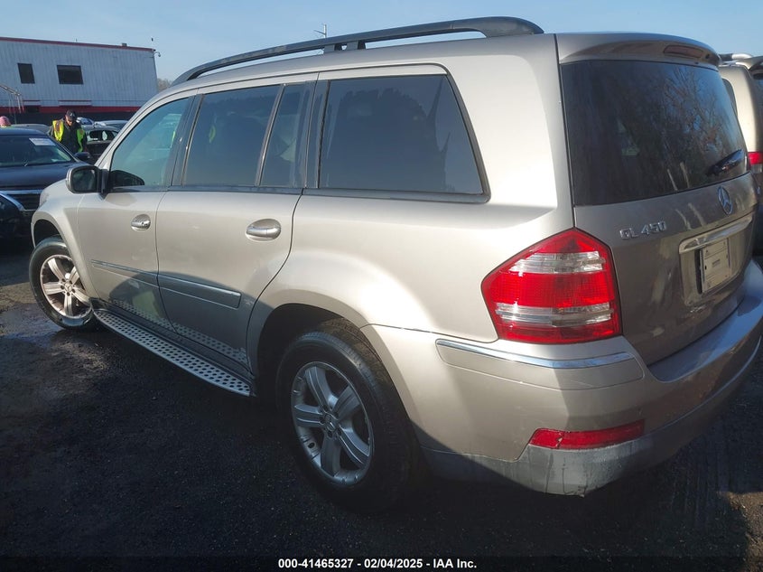 2007 MERCEDES-BENZ GL 450 VIN: 4JGBF71E27A225675