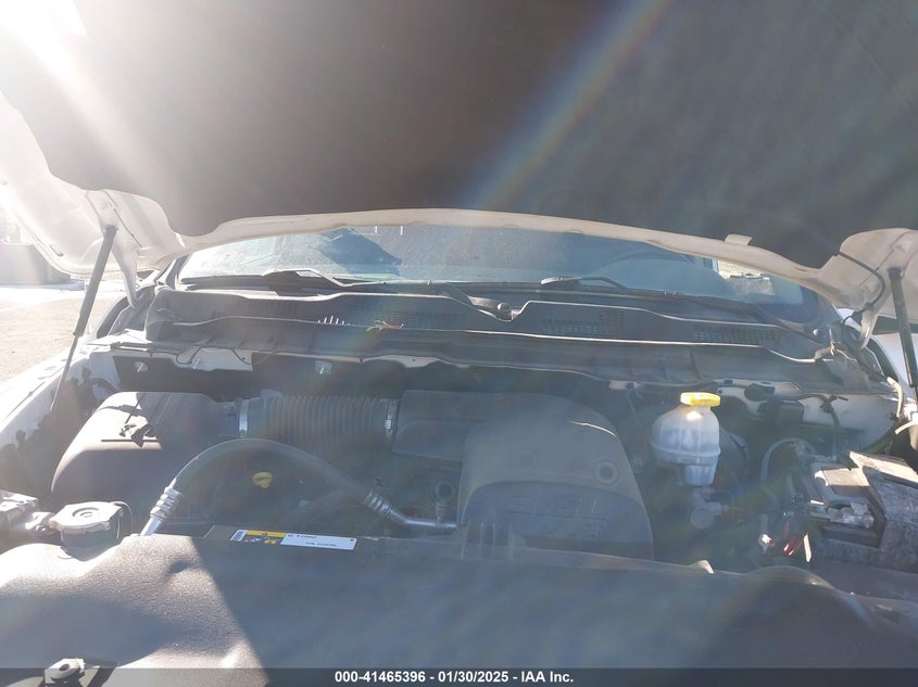 2019 RAM 1500 CLASSIC VIN: 1C6RR7FG5KS597588