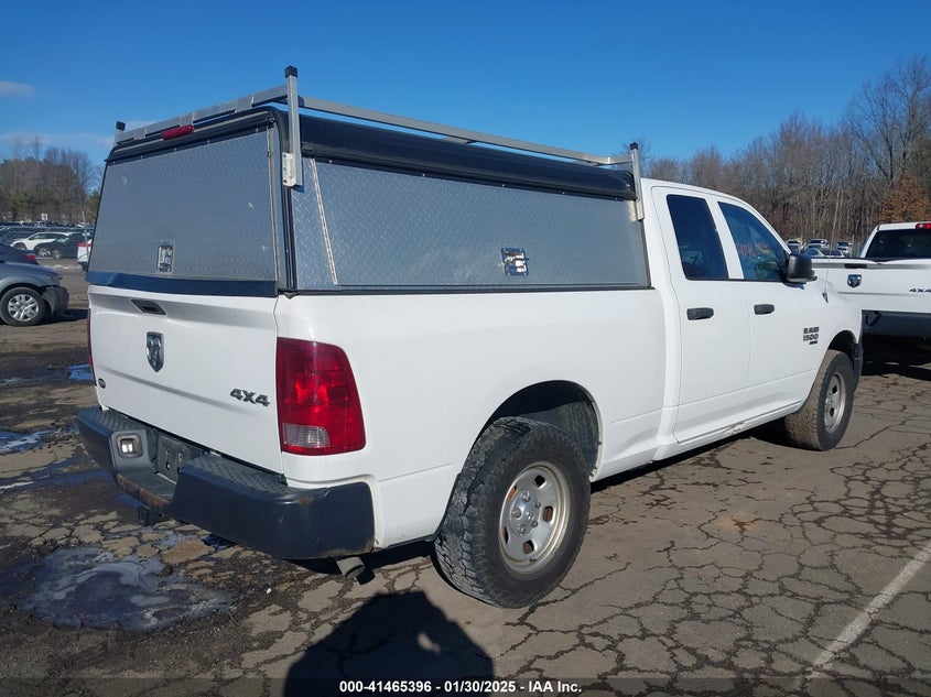 2019 RAM 1500 CLASSIC VIN: 1C6RR7FG5KS597588