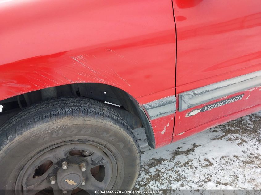 2000 Chevrolet Tracker VIN: 2CNBE186XY6906292 Lot: 41465770