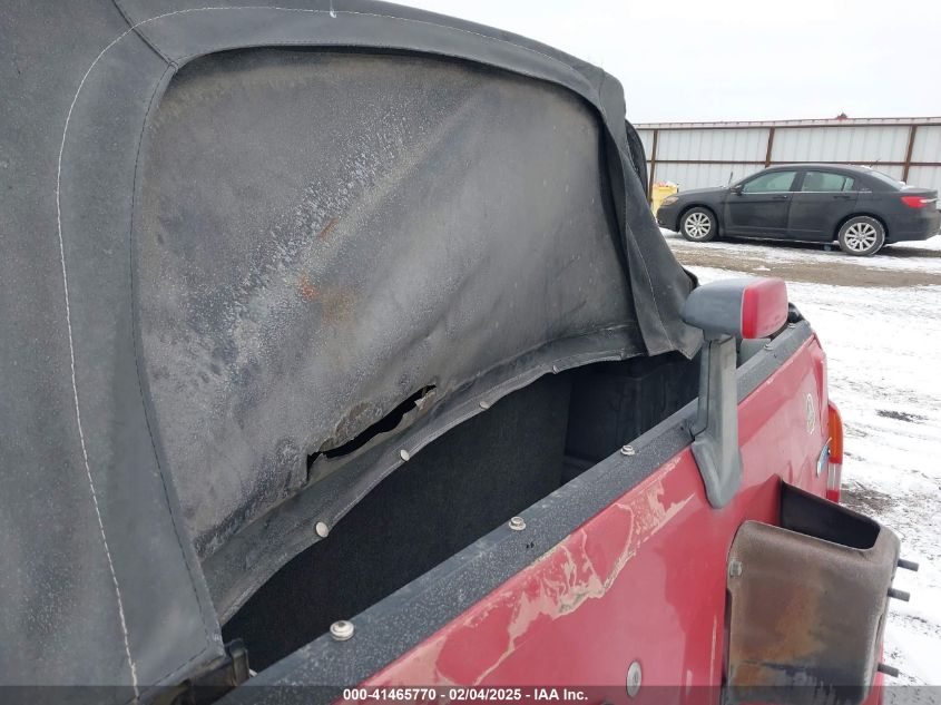 2000 Chevrolet Tracker VIN: 2CNBE186XY6906292 Lot: 41465770