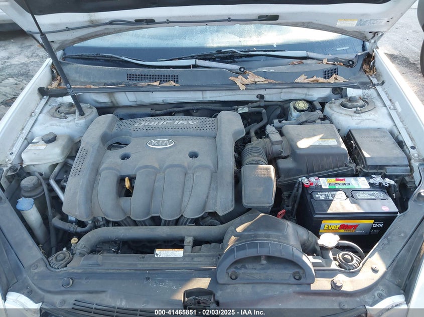 2008 KIA OPTIMA VIN: KNAGE123585168869
