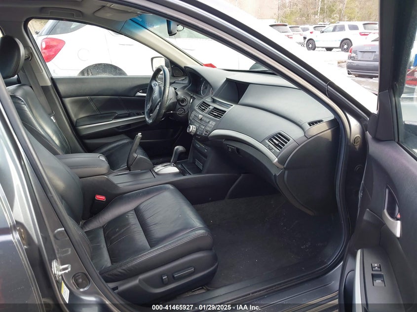 2008 HONDA ACCORD VIN: 1HGCP36828A039087
