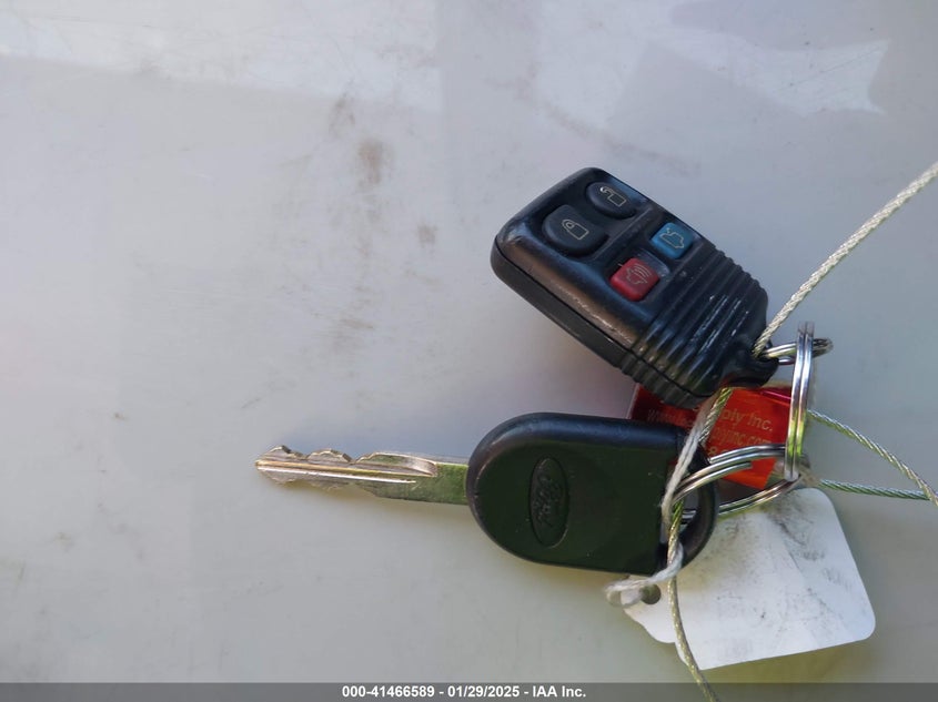 2006 FORD FOCUS VIN: 1FAFP34N26W203660