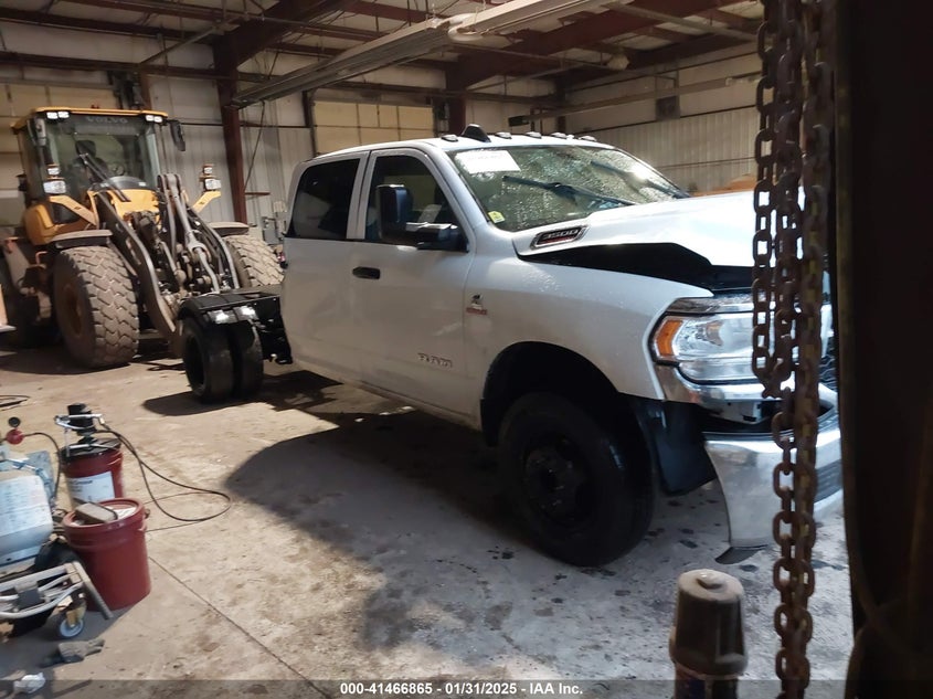 2022 RAM 3500 CHASSIS  (VIN: 3C7WRTCL7NG245505)