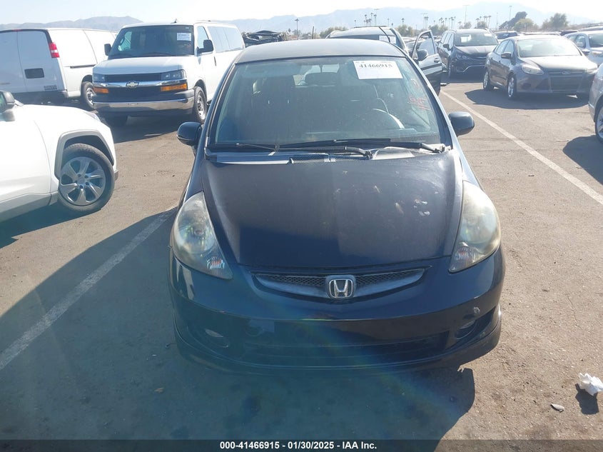 2007 HONDA FIT VIN: JHMGD38627S062557
