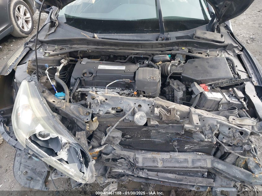 2015 HONDA ACCORD VIN: 1HGCR2F72FA242800