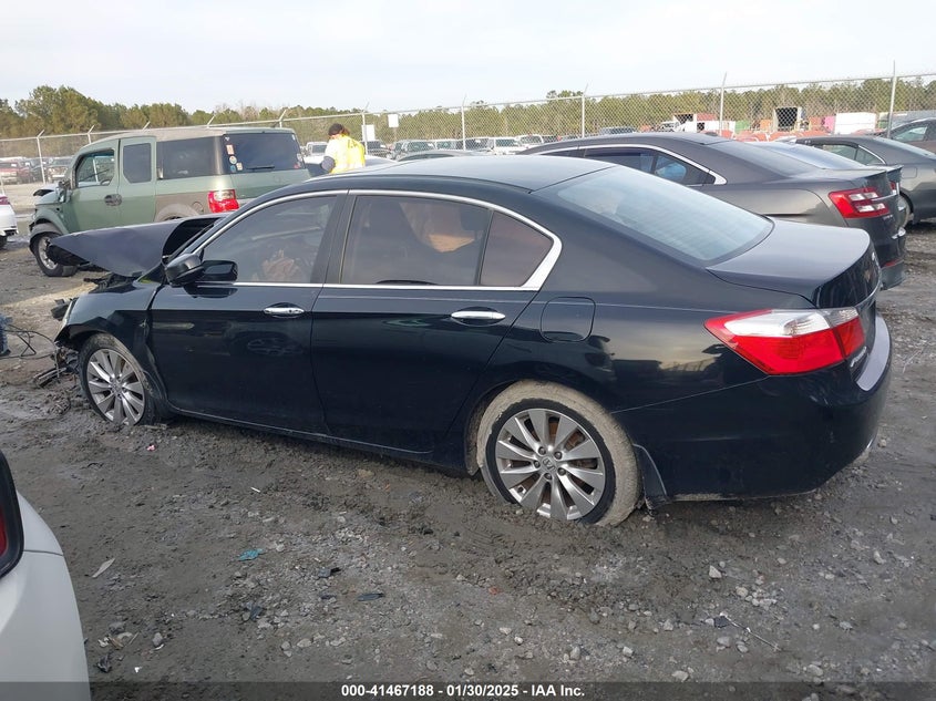 2015 HONDA ACCORD VIN: 1HGCR2F72FA242800