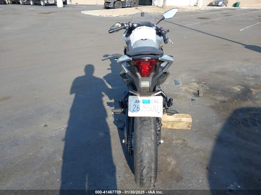 VIN LCEPDPL34P6001662 2023 CF MOTO 300SS