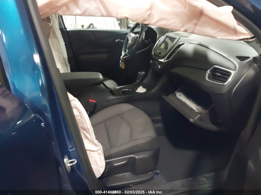 2019 CHEVROLET EQUINOX VIN: 3GNAXUEV2KL161703