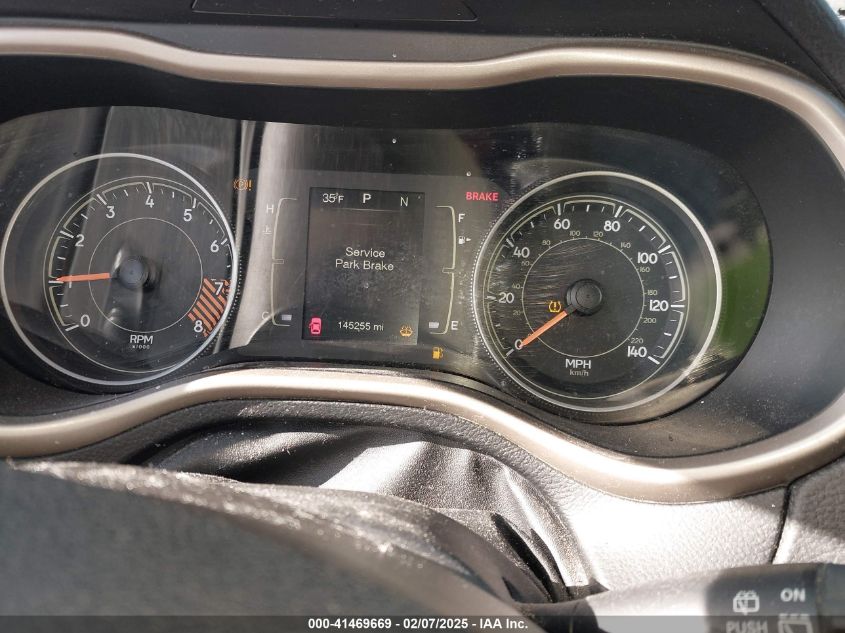 2015 Jeep Cherokee Latitude VIN: 1C4PJMCS7FW664897 Lot: 41469669