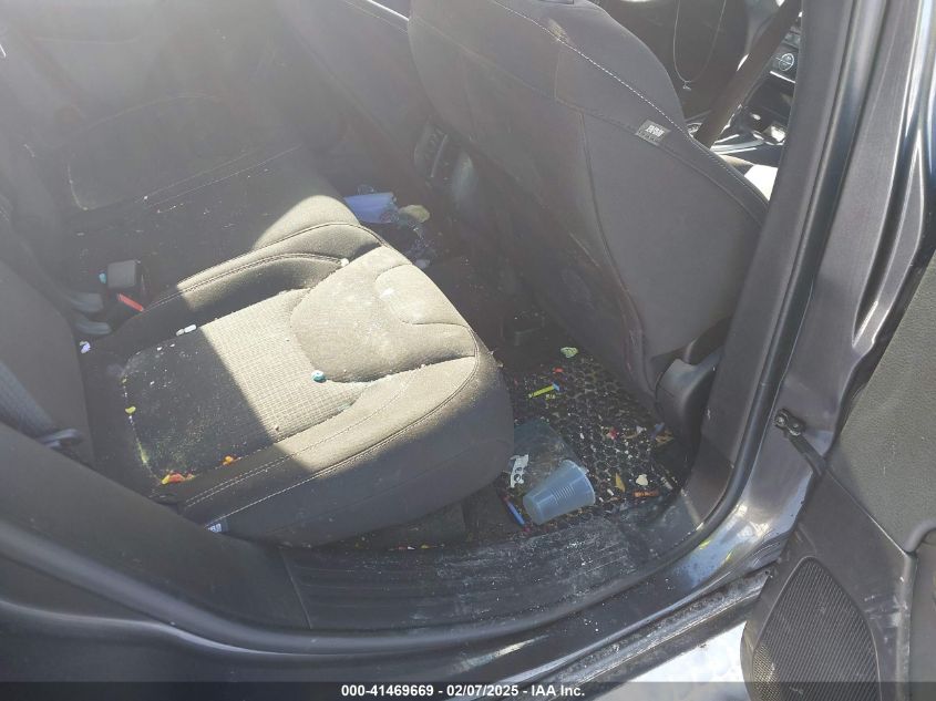 2015 Jeep Cherokee Latitude VIN: 1C4PJMCS7FW664897 Lot: 41469669