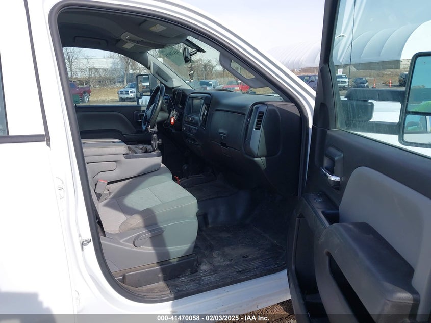 2018 CHEVROLET SILVERADO 2500HD VIN: 1GC1KUEG8JF220335