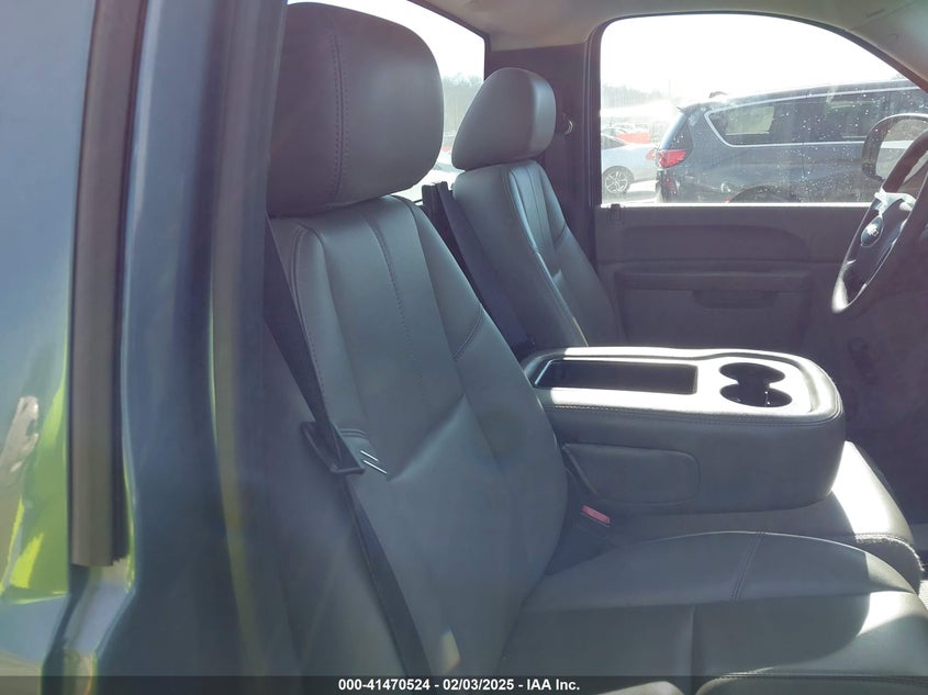 2011 CHEVROLET SILVERADO VIN: 1GCNKPEA0BZ391577
