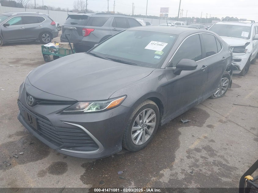 2021 TOYOTA CAMRY VIN: 4T1C11AK3MU447531