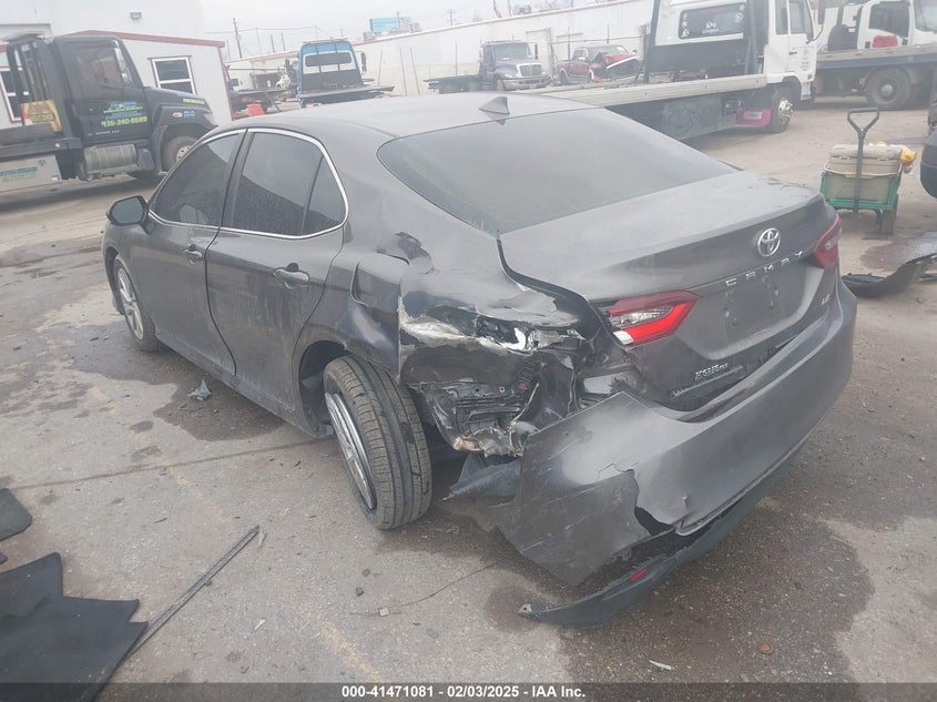 2021 TOYOTA CAMRY VIN: 4T1C11AK3MU447531