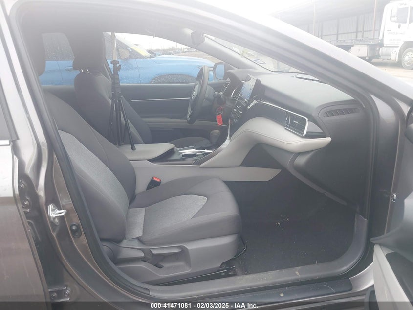 2021 TOYOTA CAMRY VIN: 4T1C11AK3MU447531