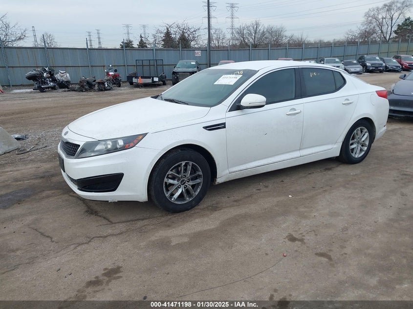 2011 KIA OPTIMA VIN: KNAGM4A75B5065838