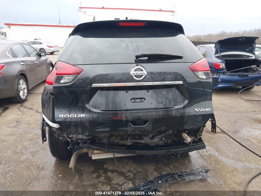 2018 NISSAN ROGUE SV - KNMAT2MV3JP622372