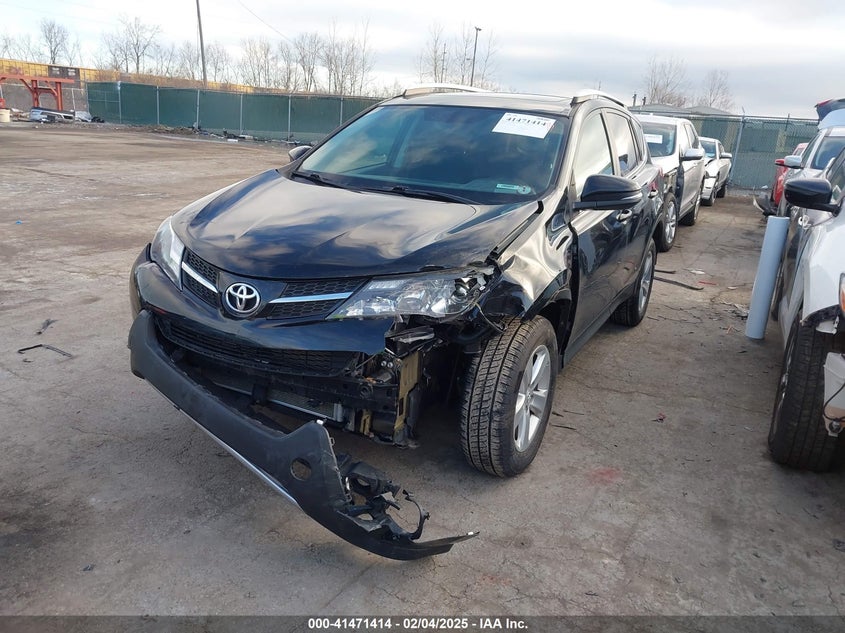 2014 TOYOTA RAV4 XLE - 2T3RFREV9EW185196