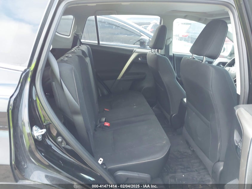 2014 TOYOTA RAV4 XLE - 2T3RFREV9EW185196