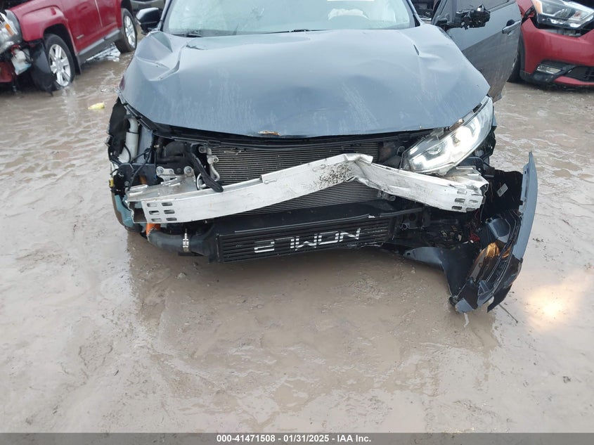 2018 HONDA CIVIC VIN: 19XFC1E3XJE003880