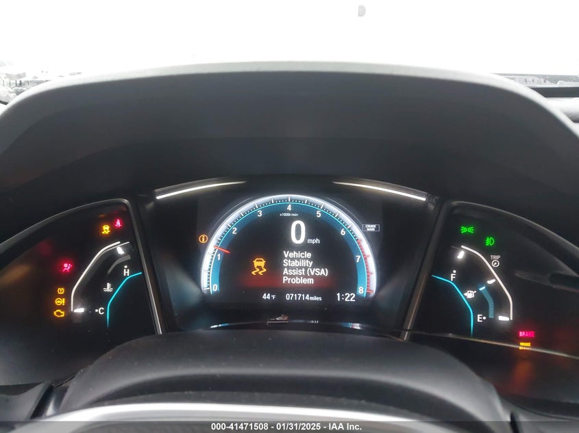 2018 HONDA CIVIC VIN: 19XFC1E3XJE003880