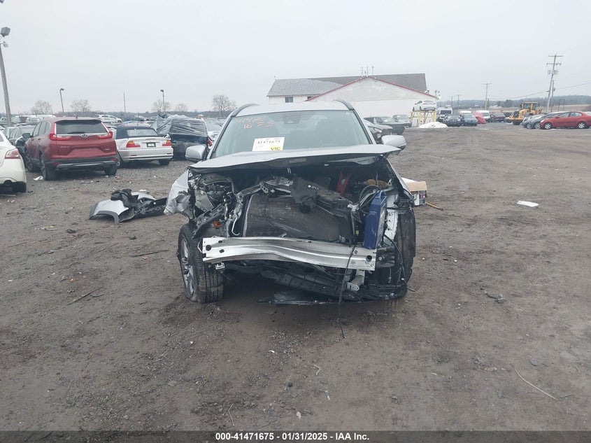 2022 TOYOTA RAV4 VIN: 2T3P1RFV1NC282608