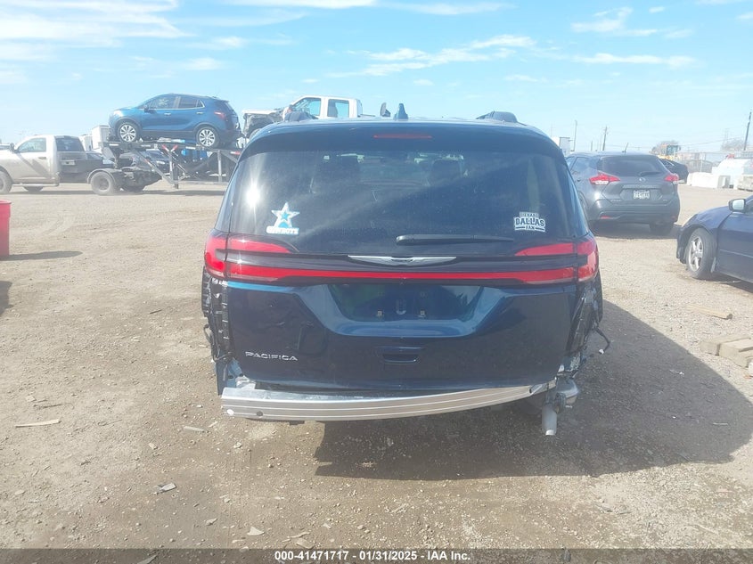 2022 CHRYSLER PACIFICA VIN: 2C4RC1BG0NR165025