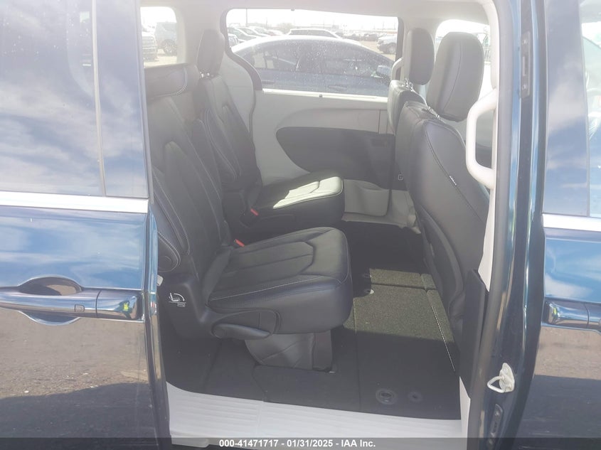 2022 CHRYSLER PACIFICA VIN: 2C4RC1BG0NR165025
