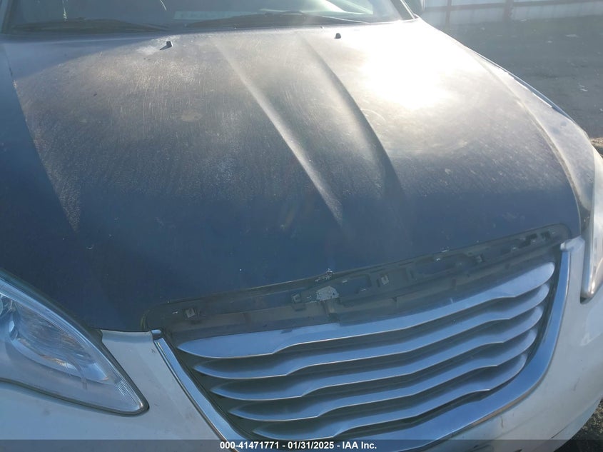 2012 CHRYSLER 200 VIN: 1C3CCBBBXCN160932