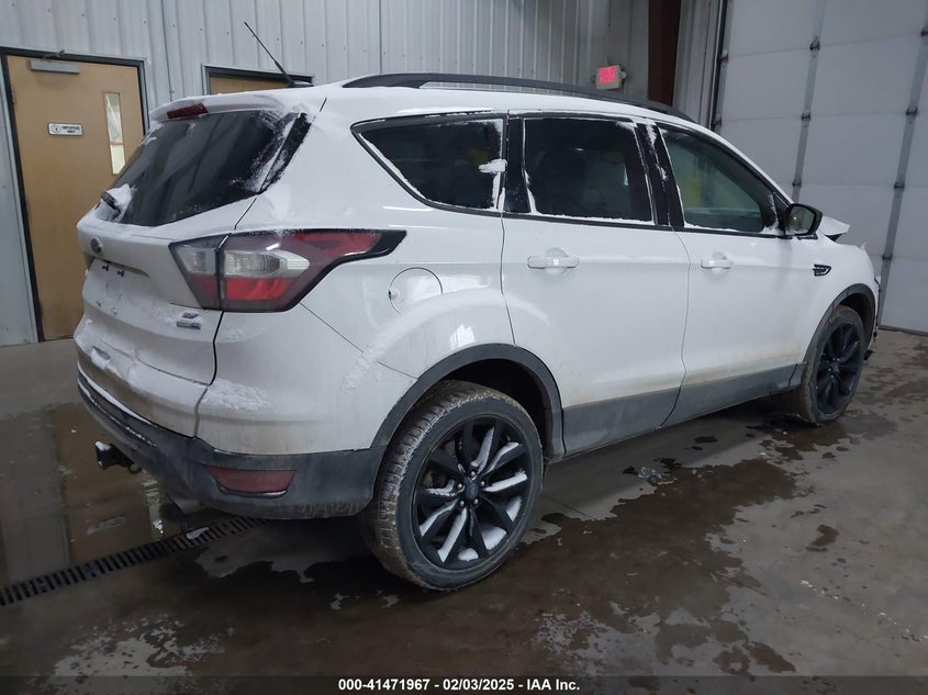 2017 FORD ESCAPE VIN: 1FMCU9G94HUB80996