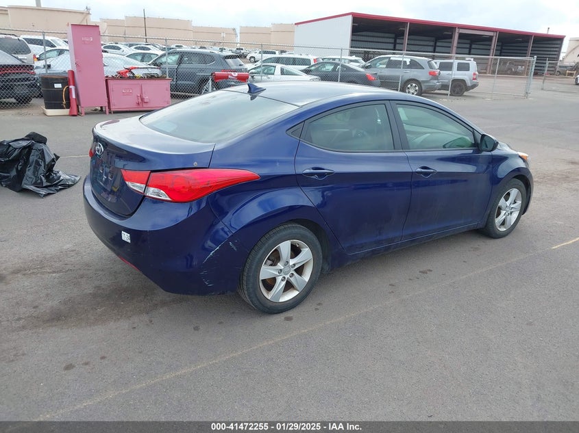 2013 HYUNDAI ELANTRA VIN: 5NPDH4AE0DH233932