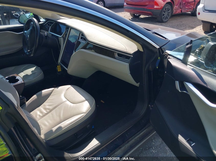 2014 TESLA MODEL S VIN: 5YJSA1H1XEFP28376