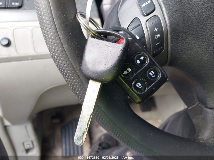 2005 Honda Odyssey Ex-L VIN: 5FNRL38765B093794 Lot: 41472660