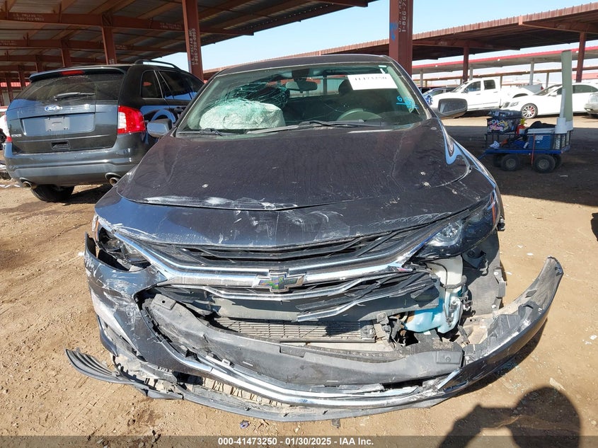 2019 CHEVROLET MALIBU VIN: 1G1ZD5ST8KF202710